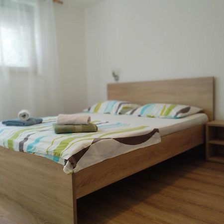 Apartman Tri Palme Gabonjin Dış mekan fotoğraf