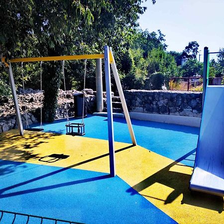Apartman Tri Palme Gabonjin Dış mekan fotoğraf